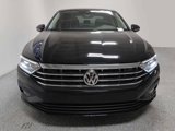 Used 2021 Volkswagen Jetta SEL Premium image 2