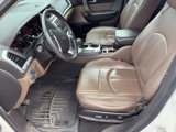 Used 2015 GMC Acadia SLT image 2