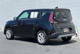 Used 2023 Kia Soul LX w/ LX Technology Package image 6