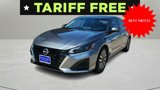 Used 2023 Nissan Altima 2.5 SV w/ SV Premium Package image 3