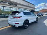 Used 2024 Mitsubishi Outlander SE Black Edition image 3