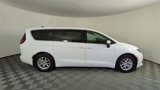 Used 2022 Chrysler Voyager LX image 3