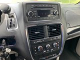 Used 2017 Dodge Grand Caravan SE image 5