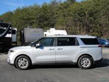 Used 2022 Kia Carnival LX image 2