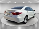 Used 2017 Toyota Camry LE image 5