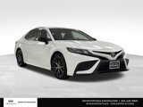 Used 2021 Toyota Camry SE image 1