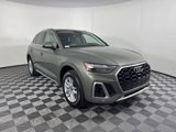 Used 2023 Audi Q5 2.0T Premium image 3
