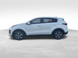 Used 2020 Kia Sportage LX image 2