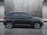 Certified 2024 Hyundai Venue SEL image 4