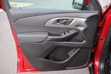 Used 2023 Chevrolet Traverse LT w/ Midnight/Sport Edition image 5