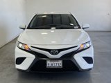 Used 2020 Toyota Camry SE image 2