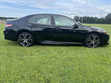 Used 2018 Toyota Camry image 4