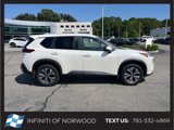 Used 2022 Nissan Rogue SV w/ SV Premium Package image 2