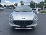 Used 2020 Ford Escape SEL image 2