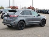 Used 2022 Ford Edge SEL image 5