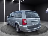 Used 2014 Chrysler Town & Country Touring-L w/ Driver Convenience Group image 2
