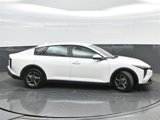 Used 2025 Kia K4 LXS image 4