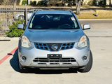 Used 2011 Nissan Rogue SV image 2