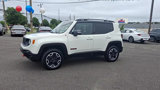Used 2016 Jeep Renegade Trailhawk w/ Safety & Security Group image 4