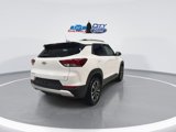 Used 2024 Chevrolet TrailBlazer LT image 2