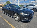 Used 2015 Ford Mustang Coupe image 3