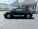 Used 2012 Volkswagen Beetle 2.5 image 2
