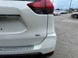 Used 2017 Nissan Rogue SL image 5