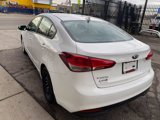 Used 2017 Kia Forte LX image 2