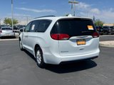 Certified 2020 Chrysler Pacifica Touring-L image 4