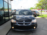 Used 2017 Dodge Grand Caravan SXT w/ Driver Convenience Group image 3