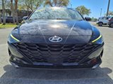 Used 2021 Hyundai Elantra SEL w/ Convenience Package image 2