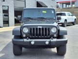 Used 2016 Jeep Wrangler Unlimited Sport w/ Connectivity Group image 3