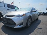 Used 2018 Toyota Corolla LE image 2