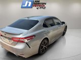 Used 2020 Toyota Camry SE image 4