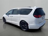 Used 2020 Chrysler Pacifica Limited w/ Advanced Safetytec Group image 3
