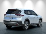 Used 2023 Nissan Rogue SV image 4