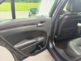 Used 2016 Chrysler 300 C image 5
