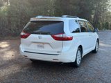 Used 2017 Toyota Sienna XLE Premium image 6