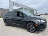 Used 2020 Chrysler Pacifica Touring-L image 1