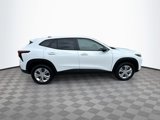 Used 2025 Chevrolet Trax LS image 4