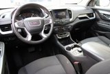 Used 2023 GMC Terrain SLE w/ Driver Convenience Package image 4