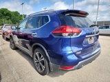 Used 2017 Nissan Rogue SL w/ SL Premium Package image 5