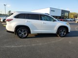 Used 2016 Toyota Highlander XLE image 6