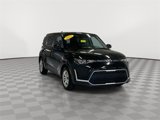 Used 2025 Kia Soul LX image 2