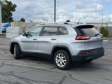 Used 2015 Jeep Cherokee Latitude image 3