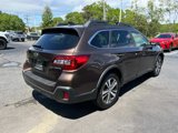 Used 2019 Subaru Outback 2.5i Limited image 3