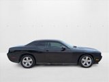 Used 2014 Dodge Challenger SXT image 2