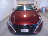Used 2023 Nissan Altima 2.5 SV image 3