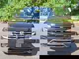 Used 2019 Volkswagen Tiguan SE image 2