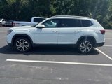 Used 2021 Volkswagen Atlas SEL Premium image 2